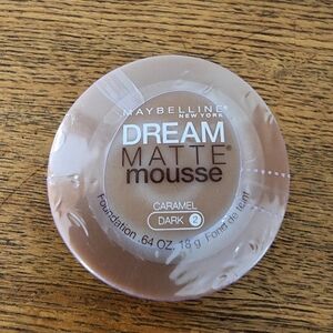 Maybelline Dream Matte Mousse Foundation
